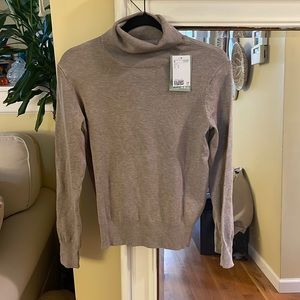 H&M Long Sleeve Turtle Neck with Tags